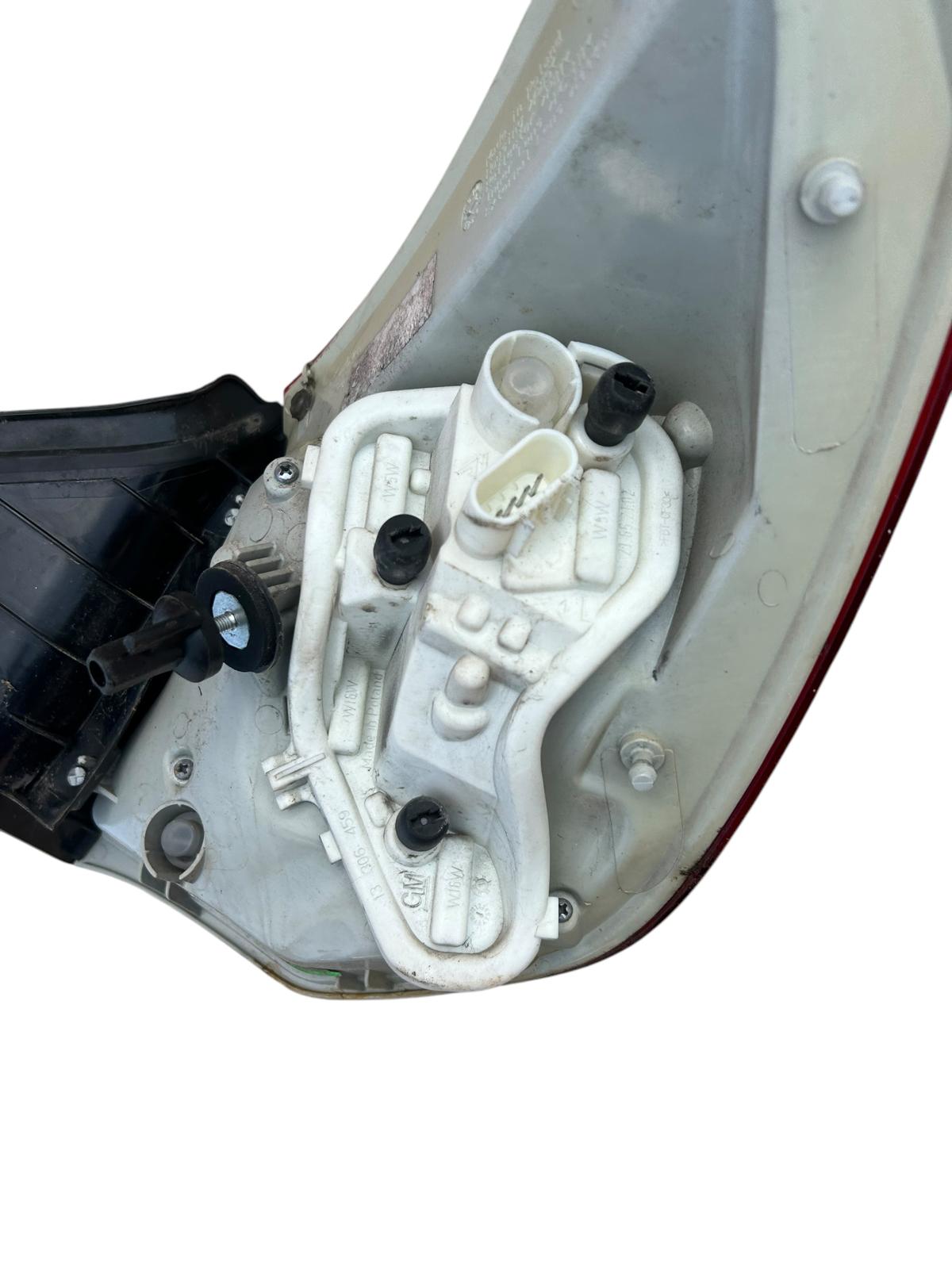 Fanale posteriore destro Opel Astra J 1600 cdti 2011/2016 13319948