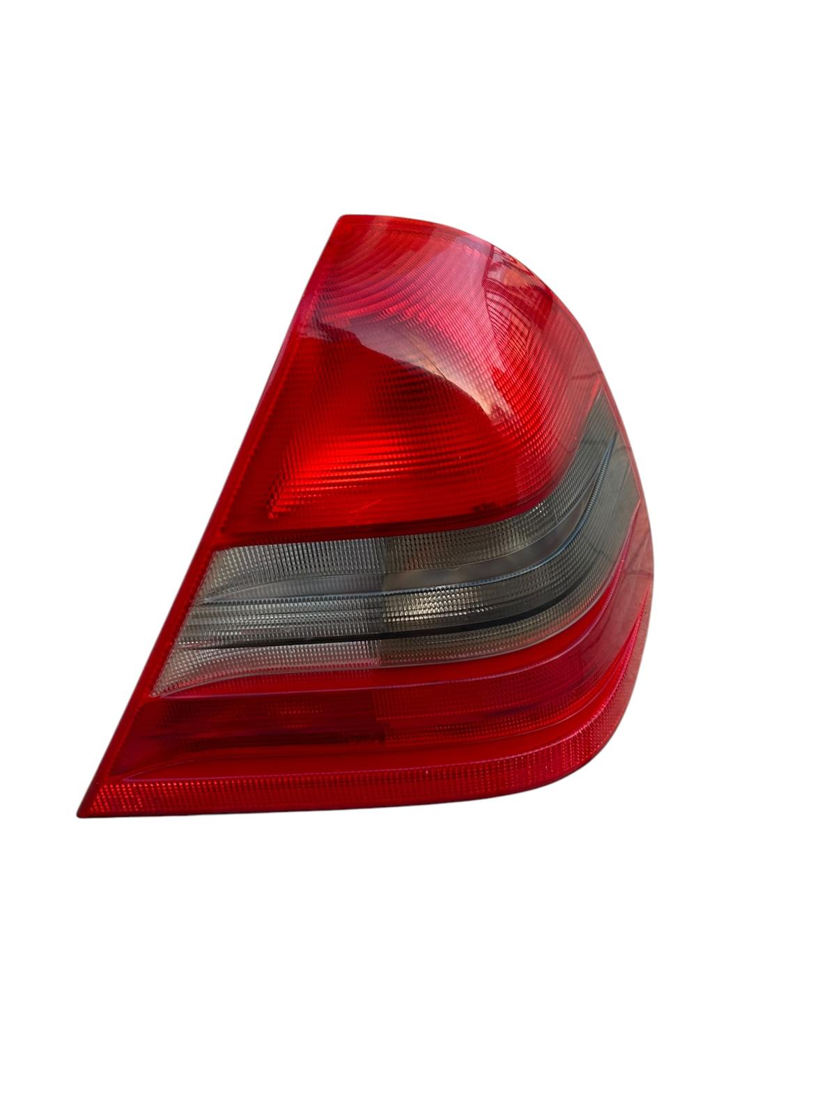 Fanale posteriore destro mercedes classe c w 202 1993/2001 2028201064R