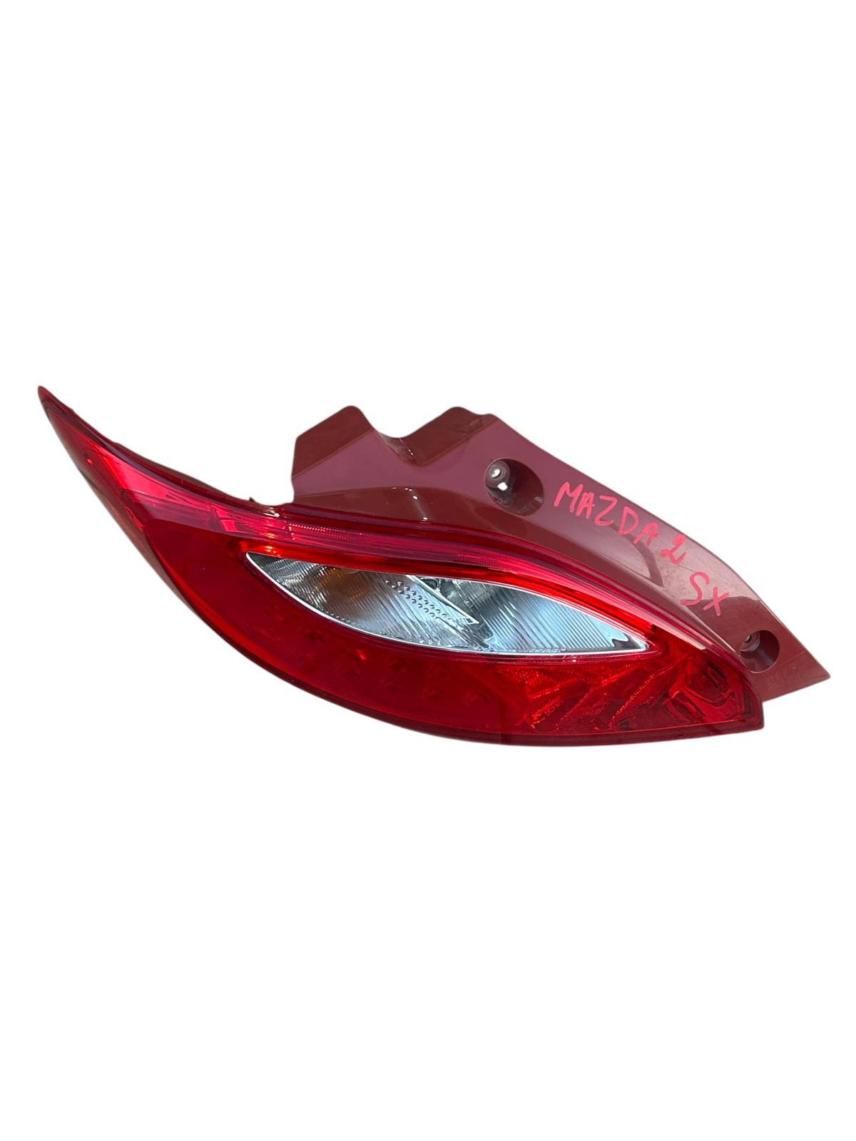 Fanale stop posteriore sinistro Mazda 2 2008/2014 D65151160