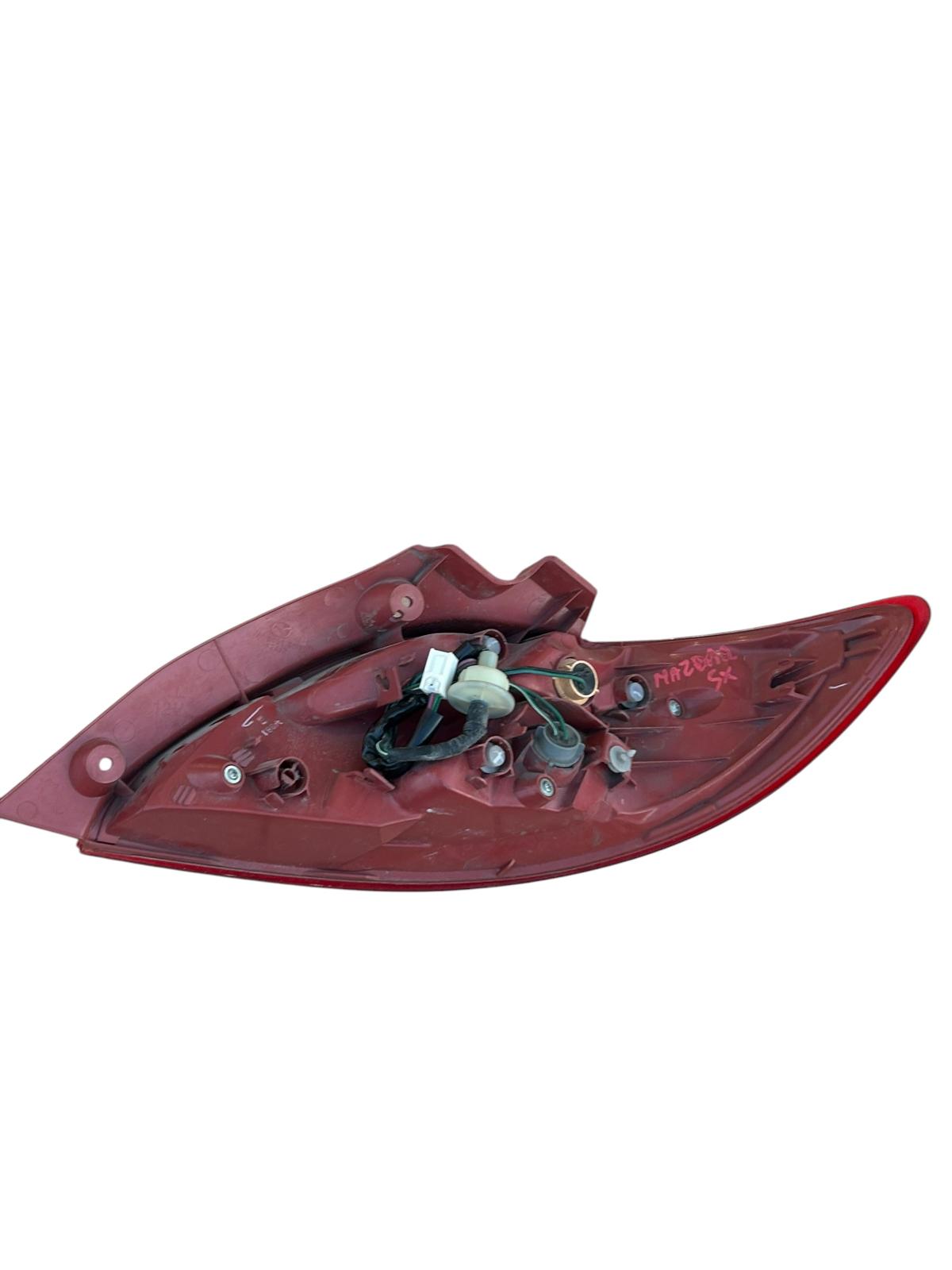 Fanale stop posteriore sinistro Mazda 2 2008/2014 D65151160