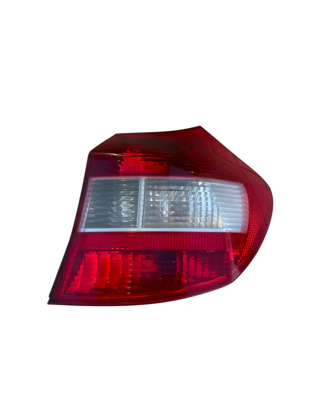 Fanale stop posteriore destro bmw serie 1 e 87 2004/2007 3018380000