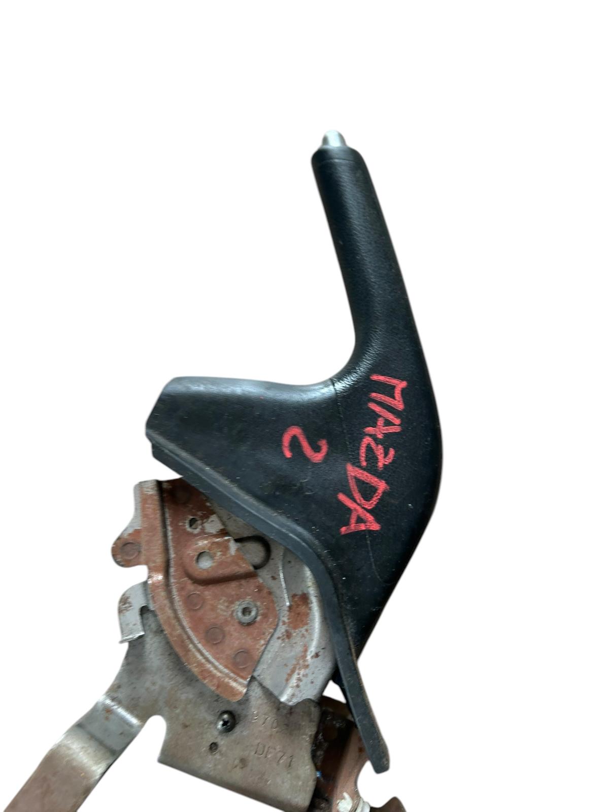 Leva del freno a mano mazda 2 2007/2014 DR6144010