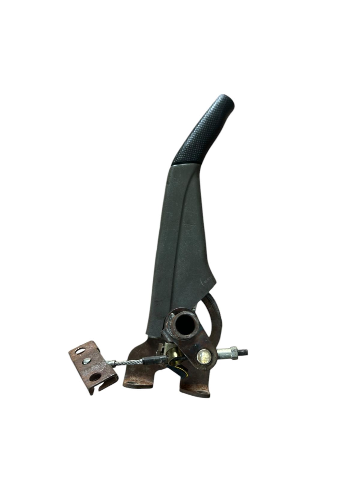 Leva freno a mano mitsubishi pajero v60 2000/2007 MR617124