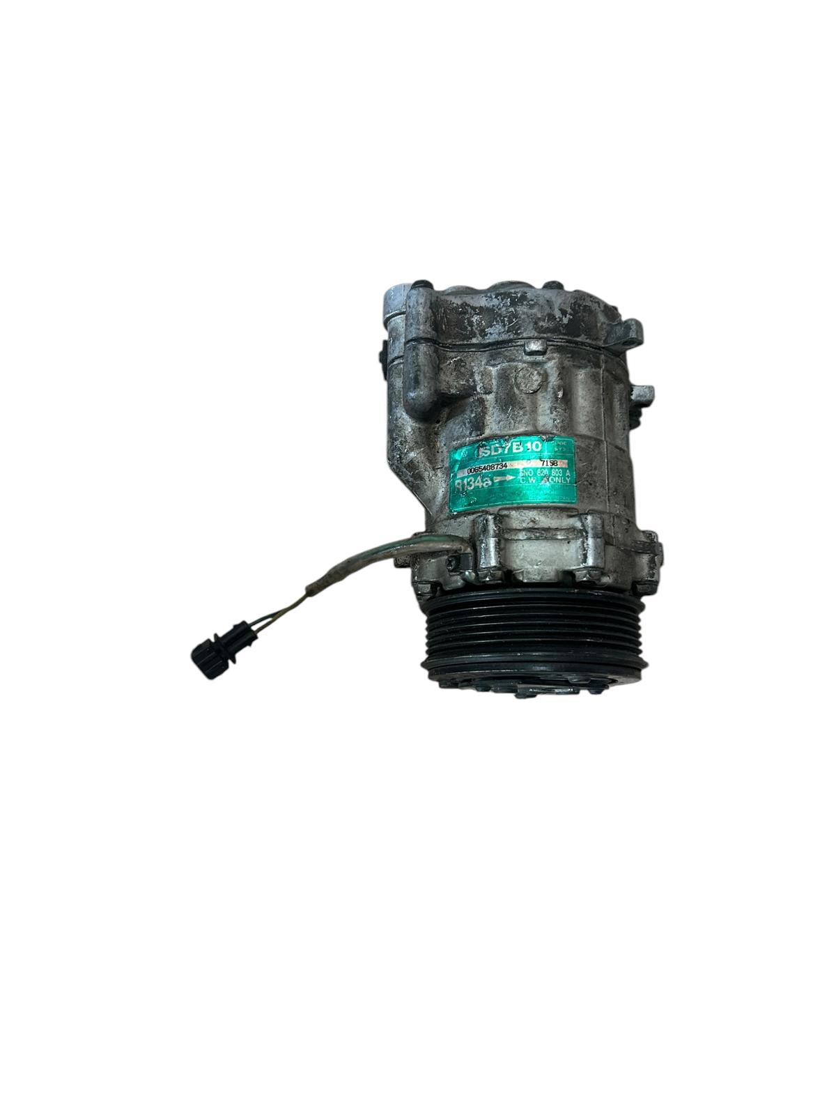 Compressore clima volkswagen polo III serie 1994/2002 ;6N0820803A
