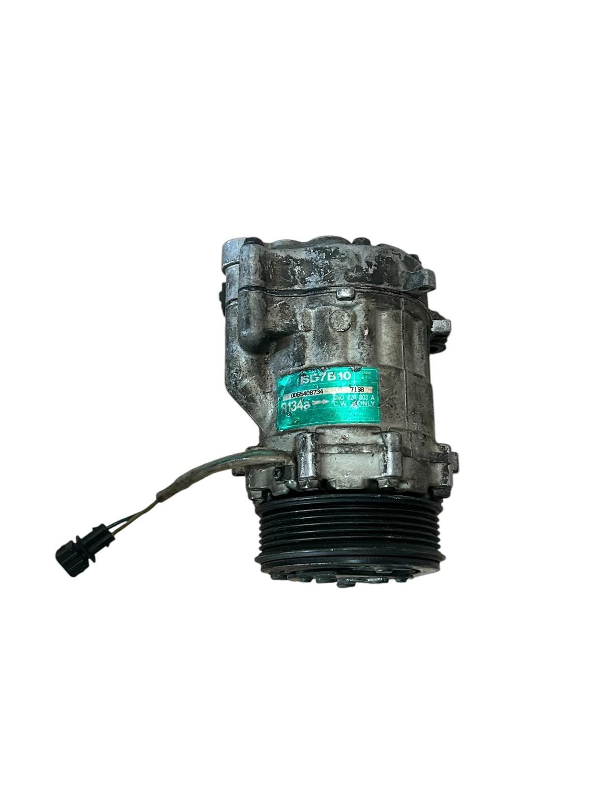 Compressore clima volkswagen polo III serie 1994/2002 ;6N0820803A