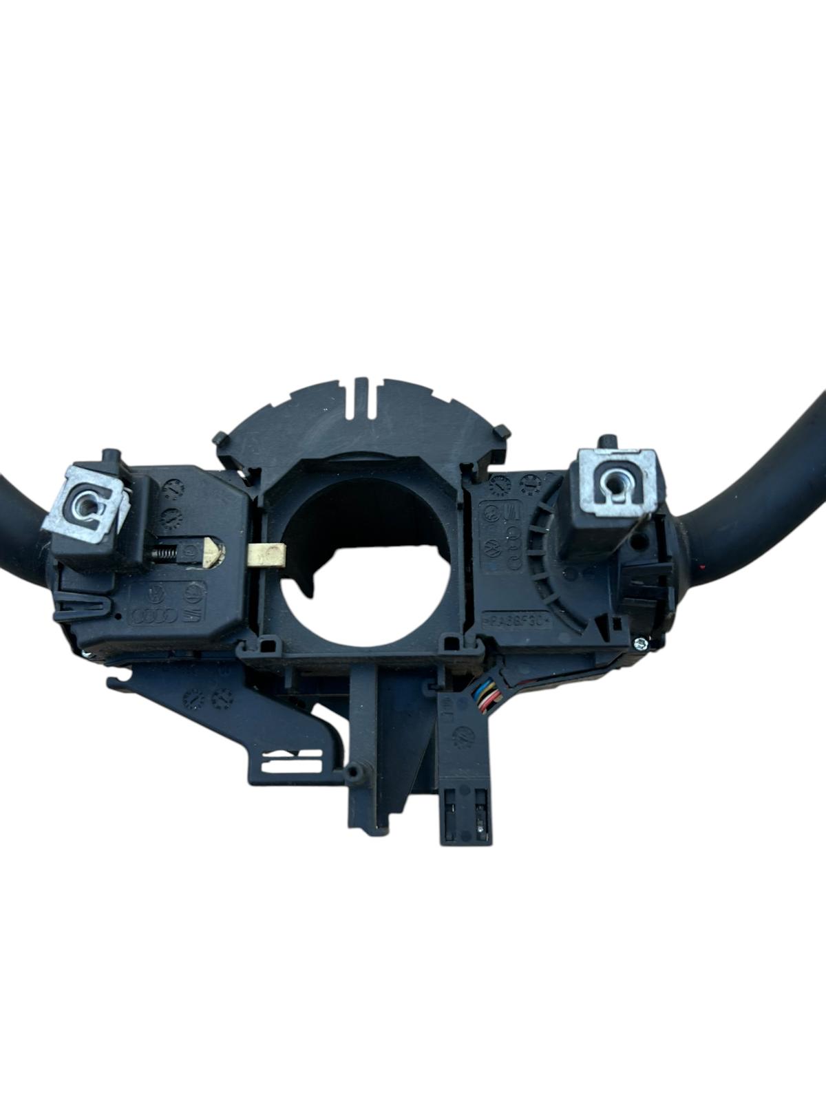Devioluci audi a3 8p 2003/2010 8P0907137CC