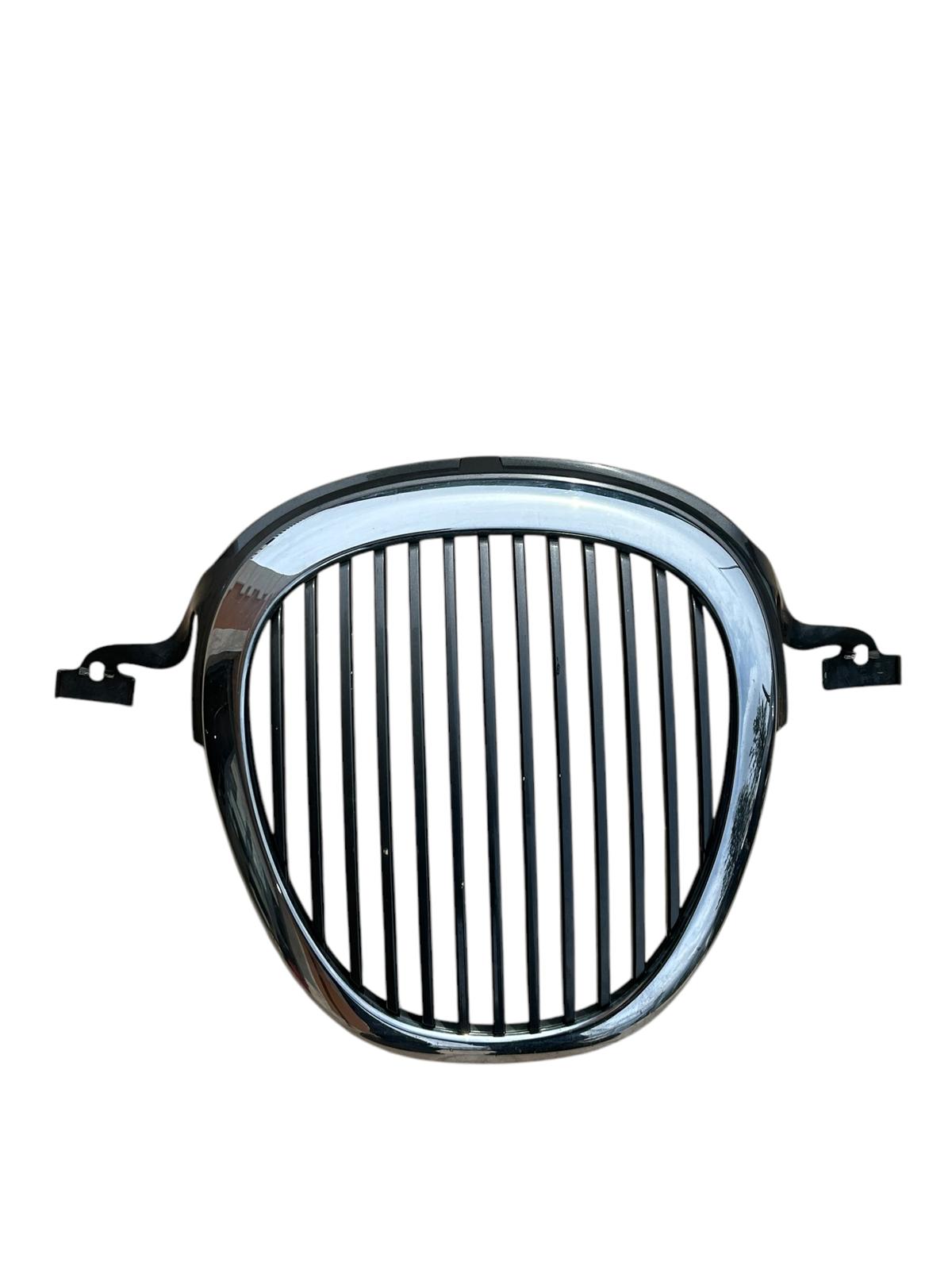 Griglia anteriore jaguar s type 1999/2007 XR83-8A133-AA