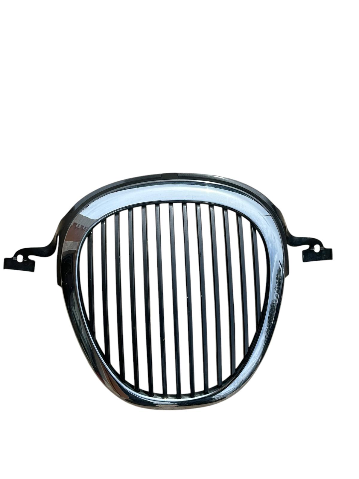 Griglia anteriore jaguar s type 1999/2007 XR83-8A133-AA
