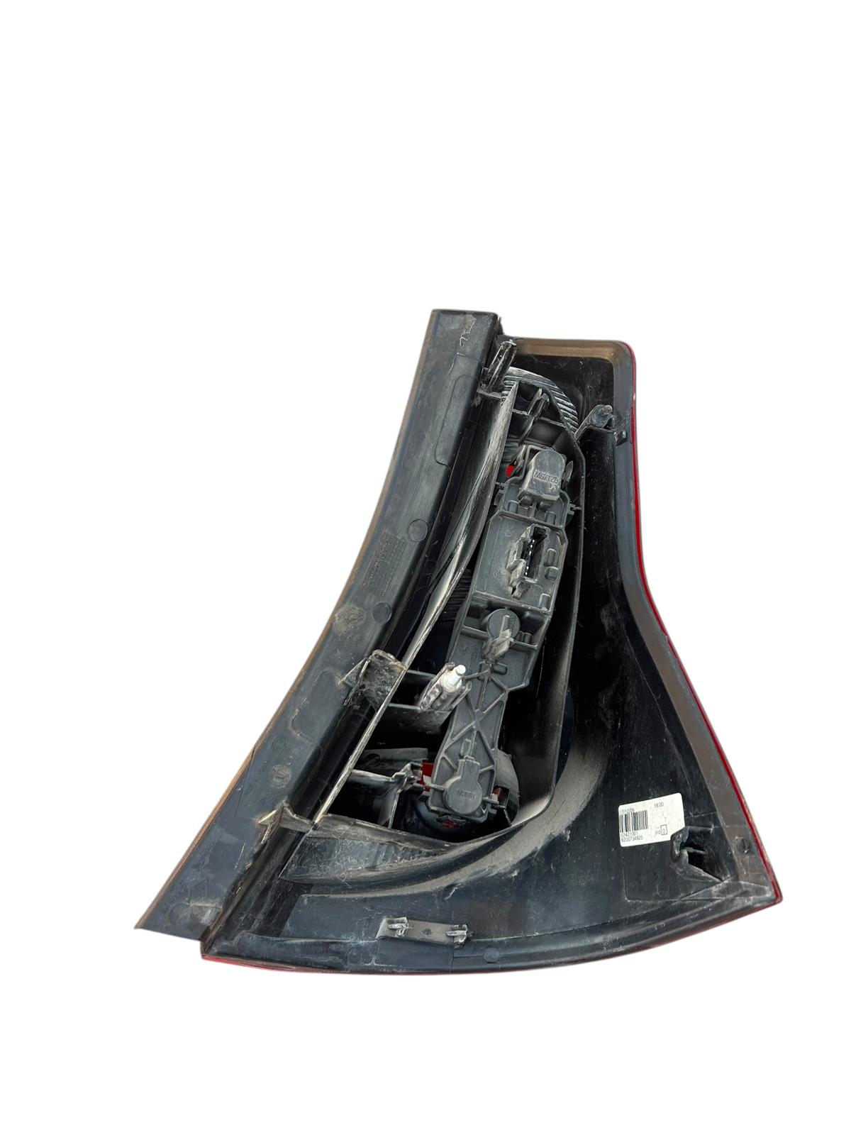 Fanale posteriore sinistro dacia sandero I serie 2008/2012 8200734825
