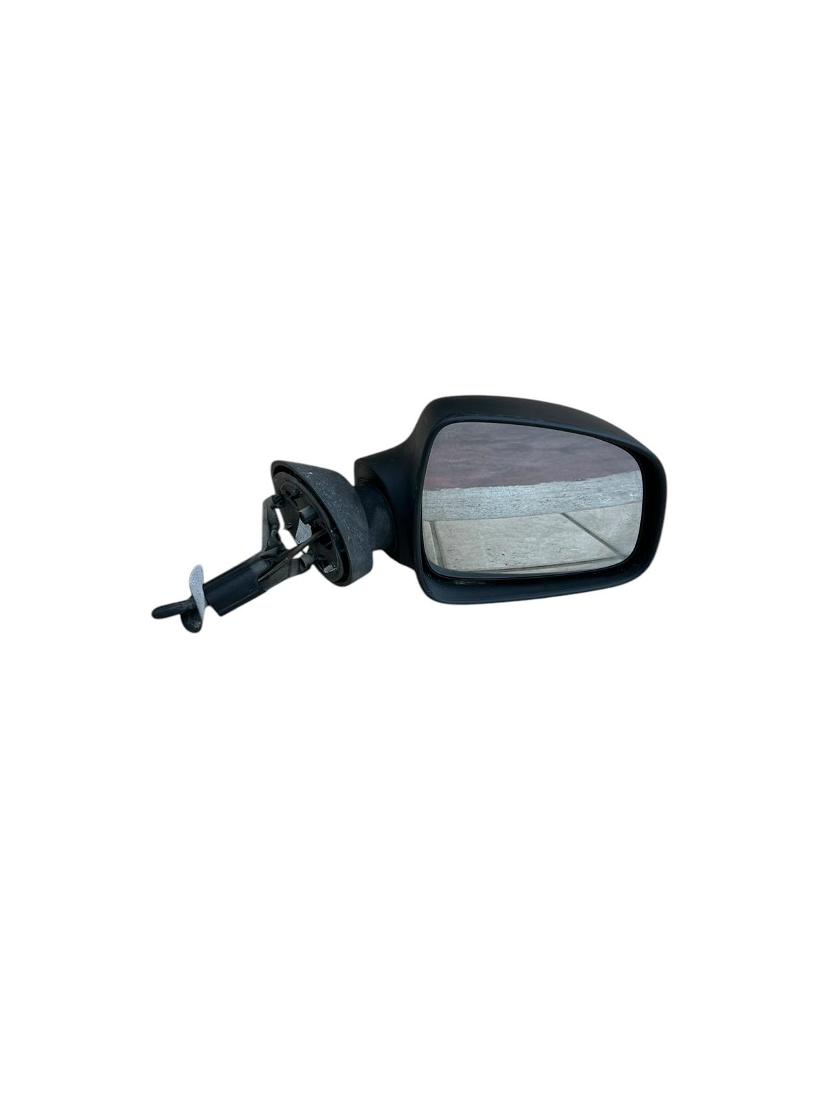Specchietto destro dacia sandero I serie 2008/2012 8200497508