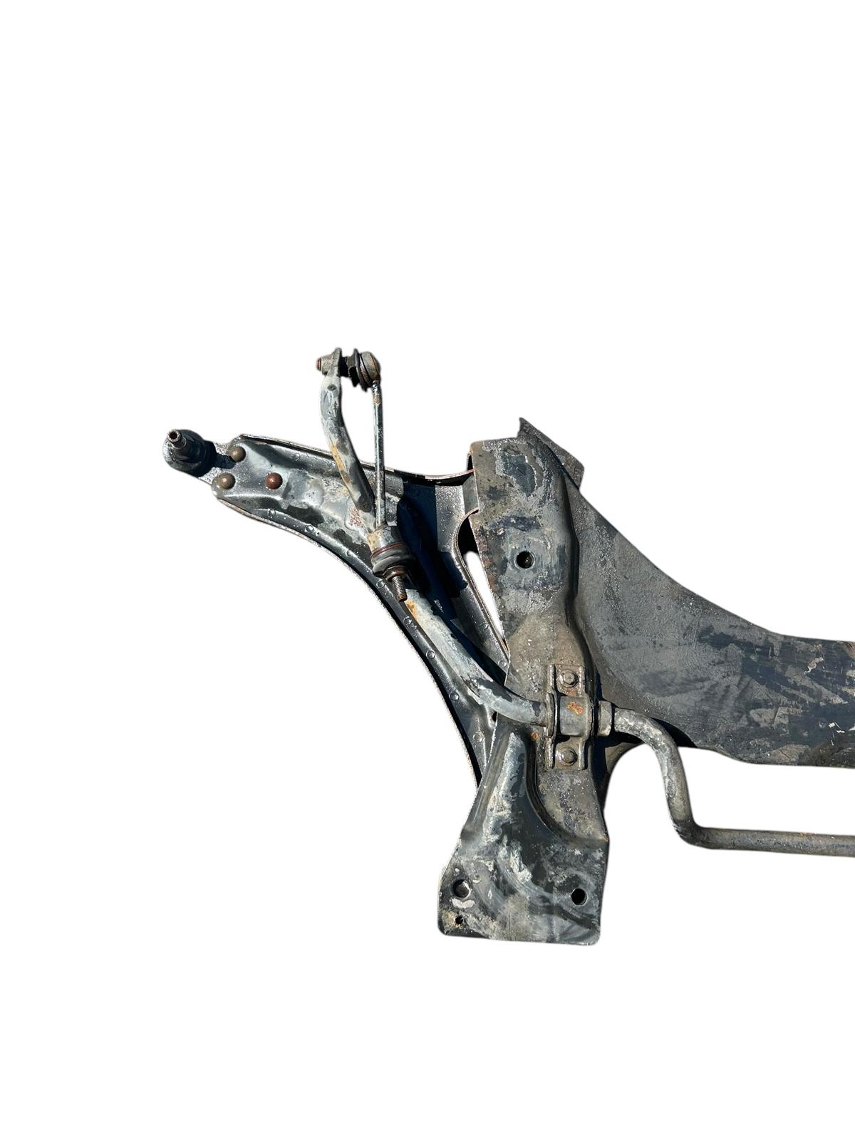 Sotto telaio culla motore anteriori Rover Freelander I Serie 2000 td 98 Cavalli1997/2003 KGB000031