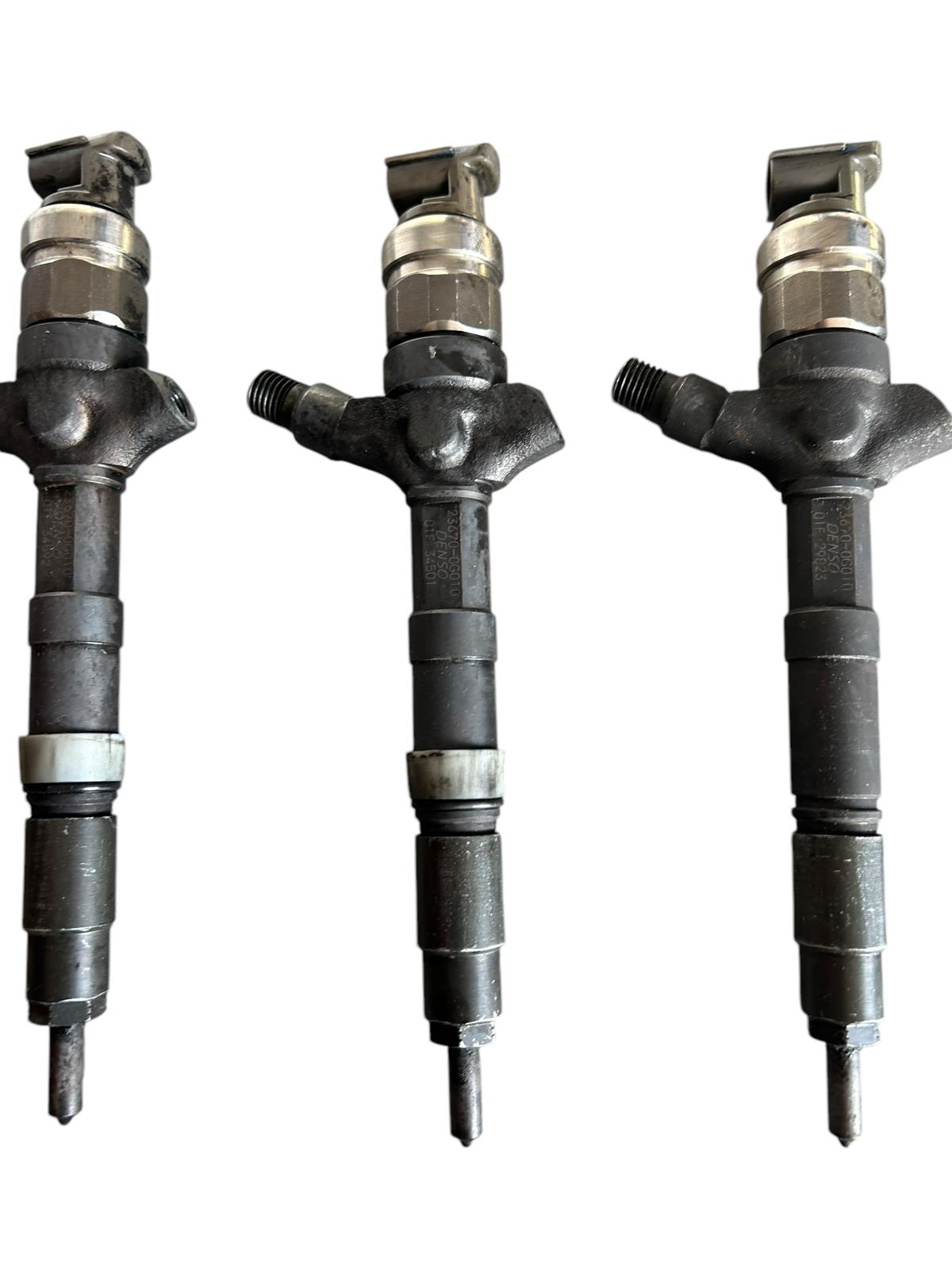 Kit Iniettori denso toyota corolla verso 2000 D4D 116 cavalli 2002/2006 23670-0G010