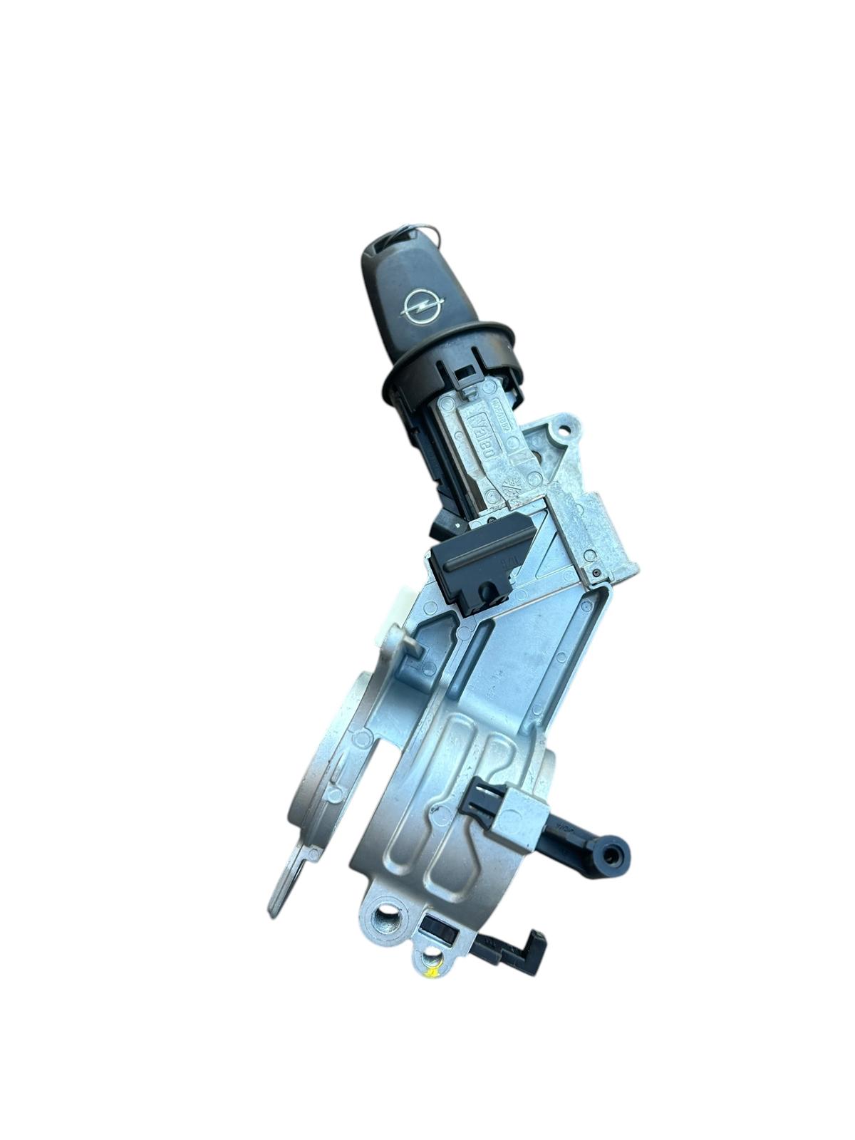 Blocchetto di accensione opel zafira b 2005/2014 N0501881