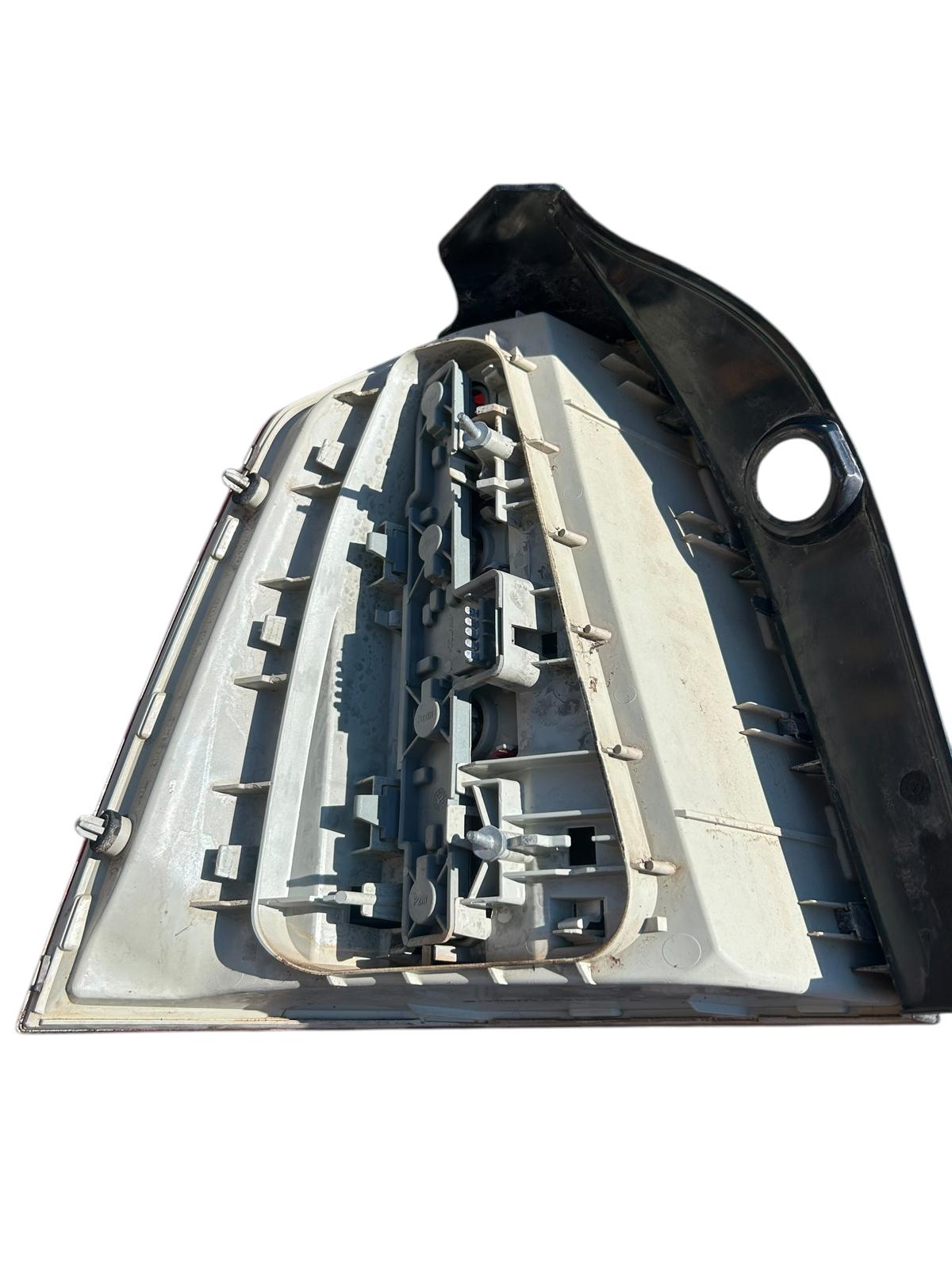Fanale stop posteriore destro Opel Zafira B 1900 cdti 2005/2014 13305775
