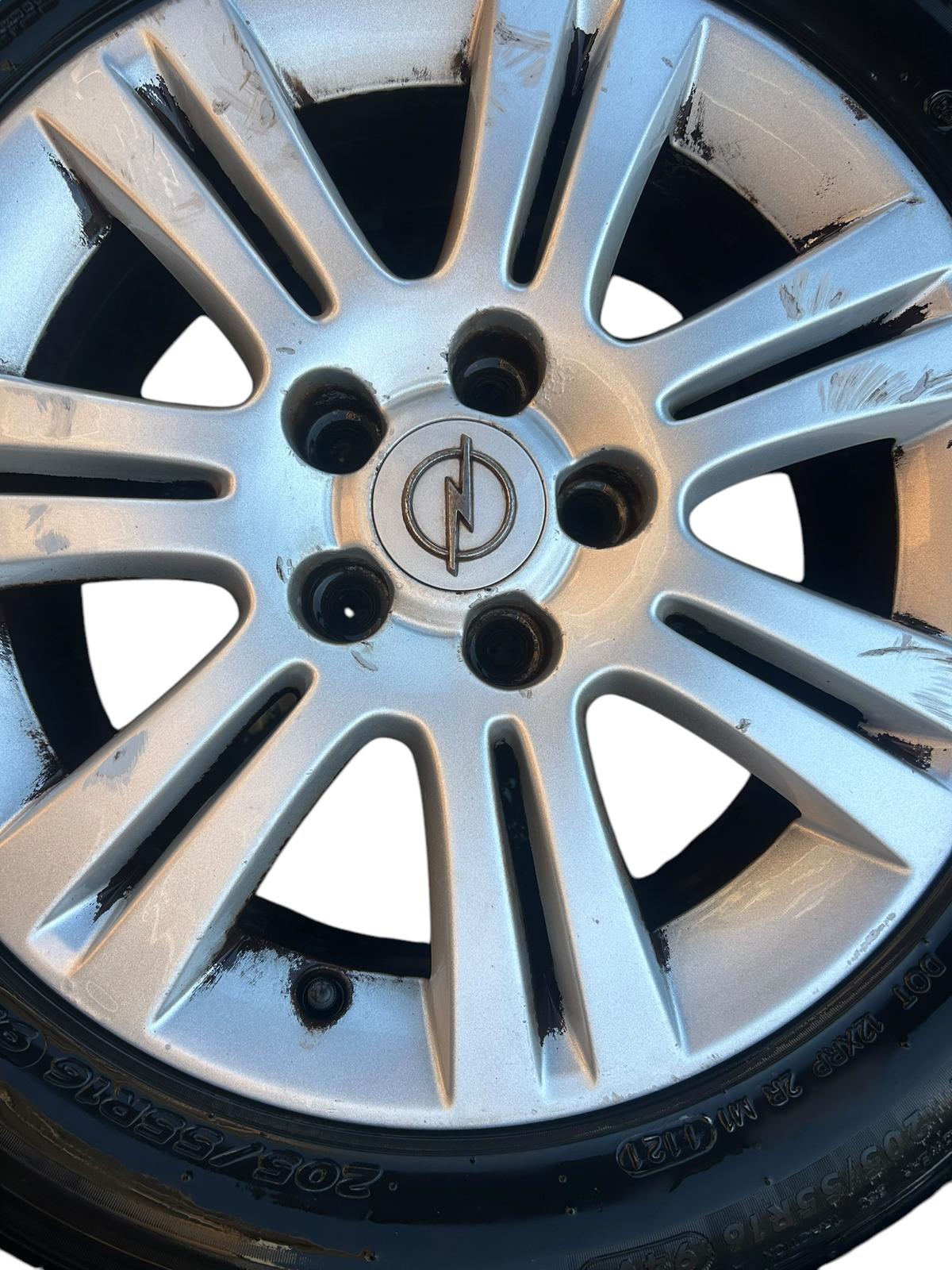 Cerchi in lega da 16 Opel Zafira B 1900 cdti 2005/2014 6.5JX16H2