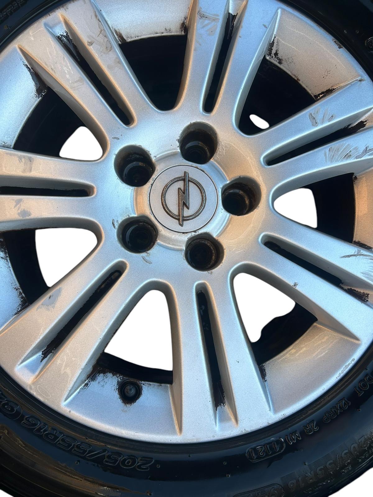 Cerchi in lega da 16 Opel Zafira B 1900 cdti 2005/2014 6.5JX16H2
