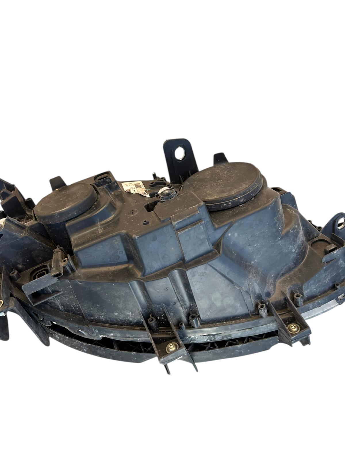 Faro anteriore sinistro fiat croma 1900 multijet 150 cv 2005/2011 43710748