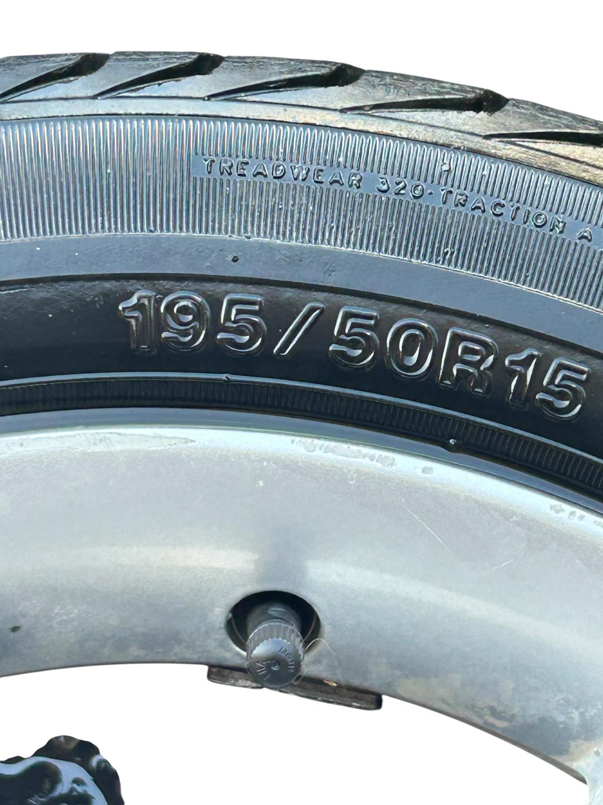 Cerchi in lega da15 mazda 2 1400 benzina 2002/2007 4M71-AA