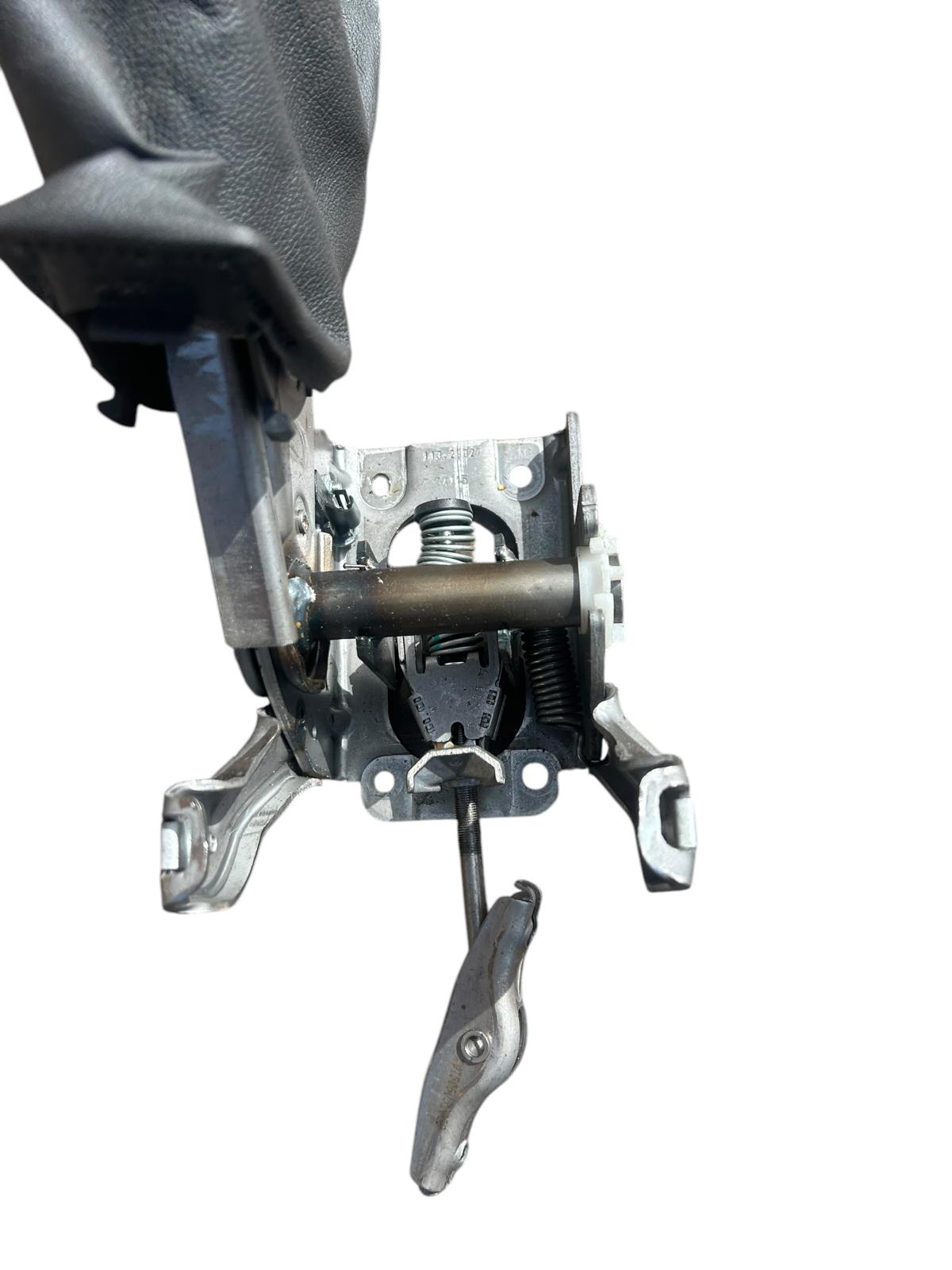 Leva freno di stazionamento Opel Astra J (133432865)