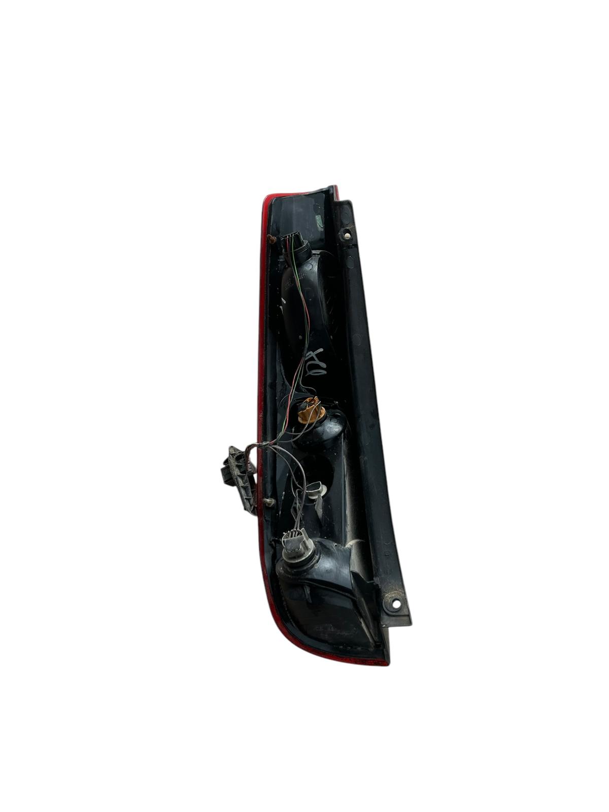 Fanale posteriore destro ford fiesta V serie 1400 tdci 50 kw 2002/2010 6S61-13404-B