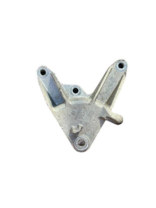 Supporto di montaggio del cambio&nbsp; Opel Astra J 1600 cdti 2011/2016 13248664