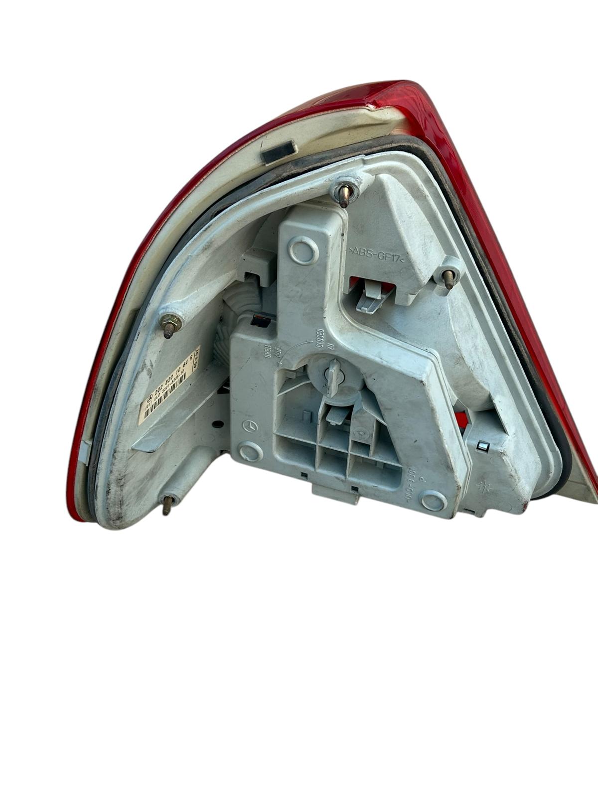 Fanale posteriore destro mercedes classe c w 202 1993/2001 2028201064R