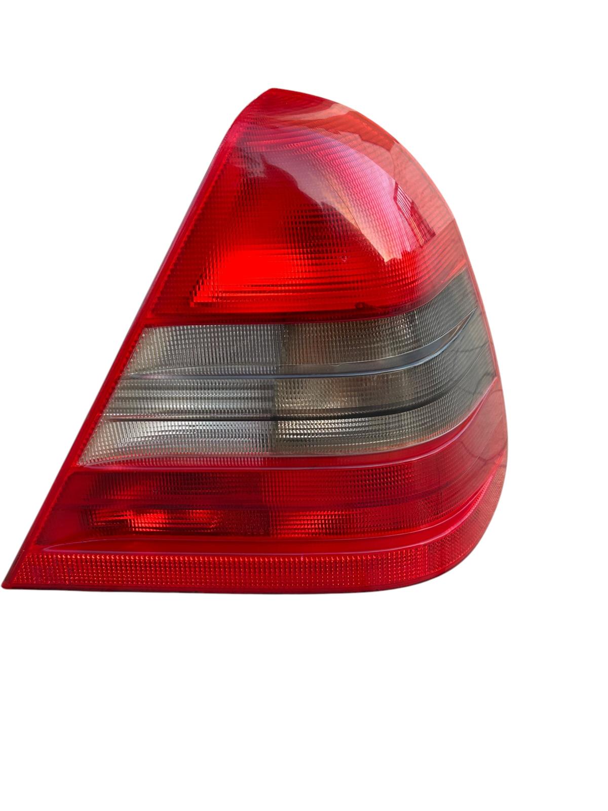 Fanale posteriore destro mercedes classe c w 202 1993/2001 2028201064R