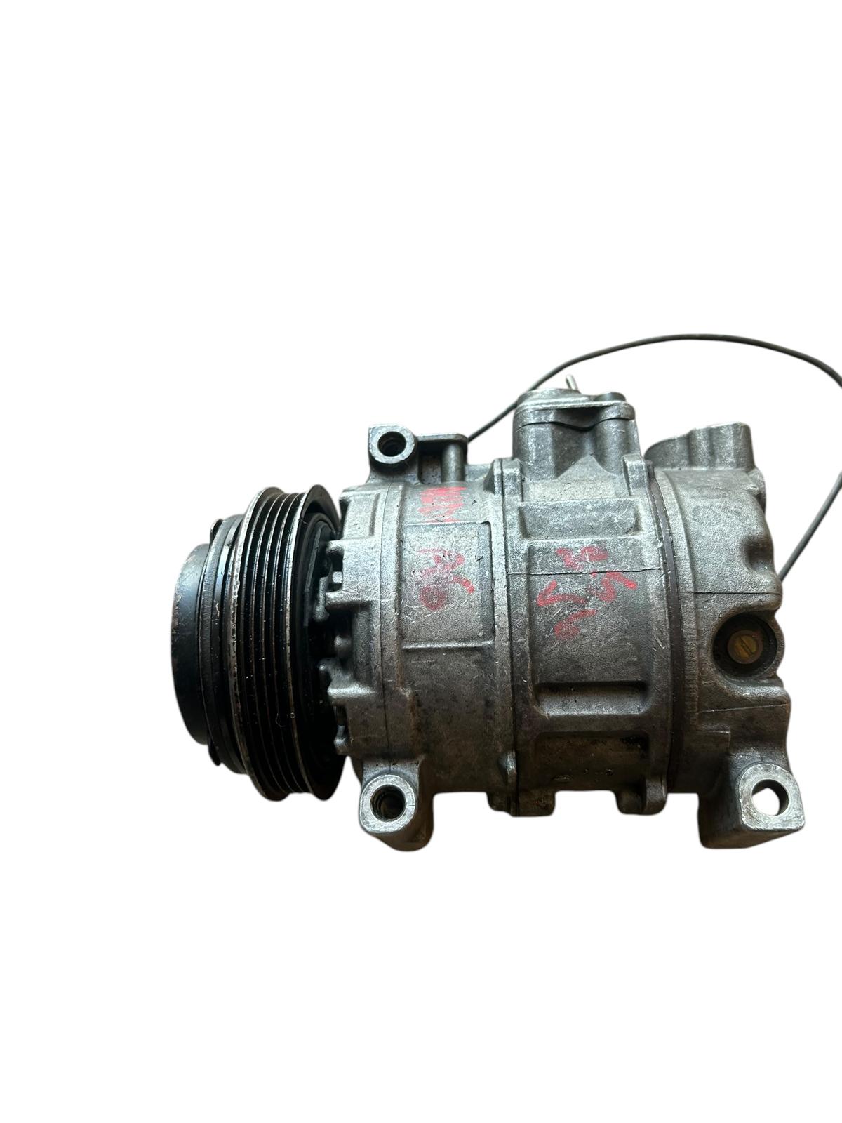 Compressore clima audi a6 2500 tdi 1997/2004 4B0260805C