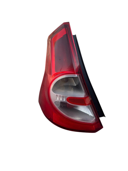 Fanale posteriore sinistro dacia sandero I serie 2008/2012 8200734825